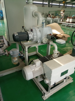 Serbatoio automatico di riempimento dell'olio del trasformatore con impostazione regolabile della quantità di olio